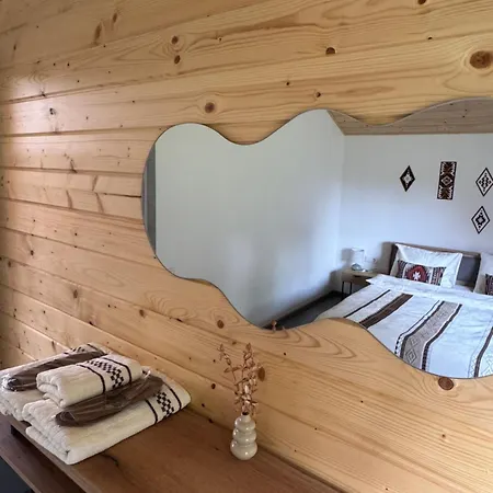 Holiday home на схилі - з чаном, буковель, Yablunytsya